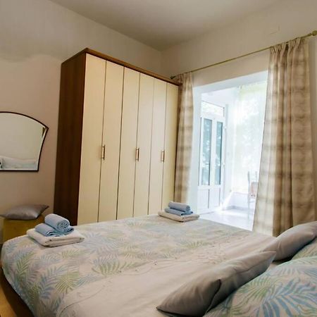 Cosey Studio Apartment For 2 Free Private Parking Makarska Dış mekan fotoğraf
