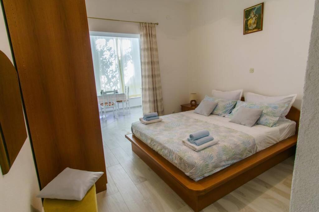 Cosey Studio Apartment For 2 Free Private Parking Makarska Dış mekan fotoğraf